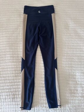 Johnny Was -Cropped Blue and Cream Colorblock Leggings